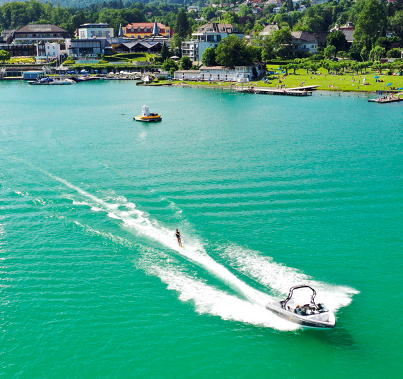 Copyright @ Veldner Tourismus Gesellschaft GmbH Motorboot